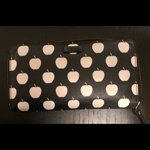 Kate Spade Black & White Apple Wallet